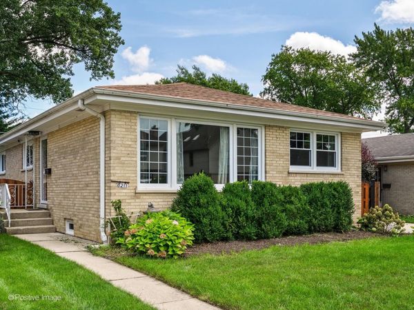 8211 Mango Avenue , Morton Grove, IL 60053