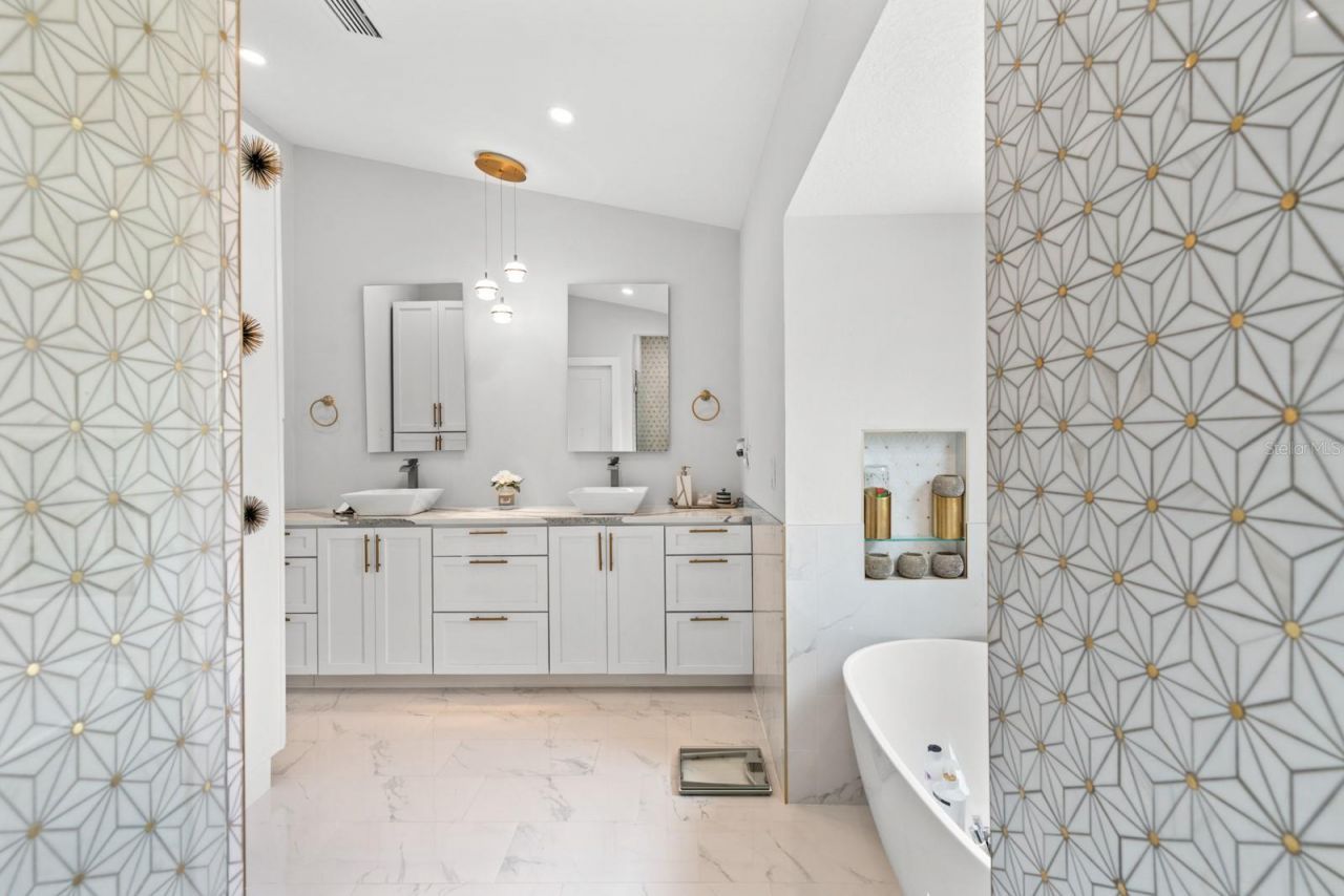 6187 9th Avenue Circle Ne, Bradenton, FL 34212 Photo