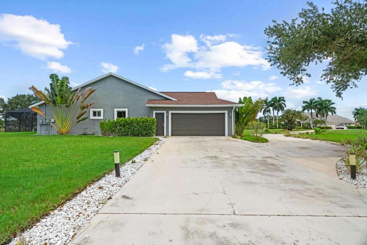 6187 9th Avenue Circle Ne, Bradenton, FL 34212 Photo
