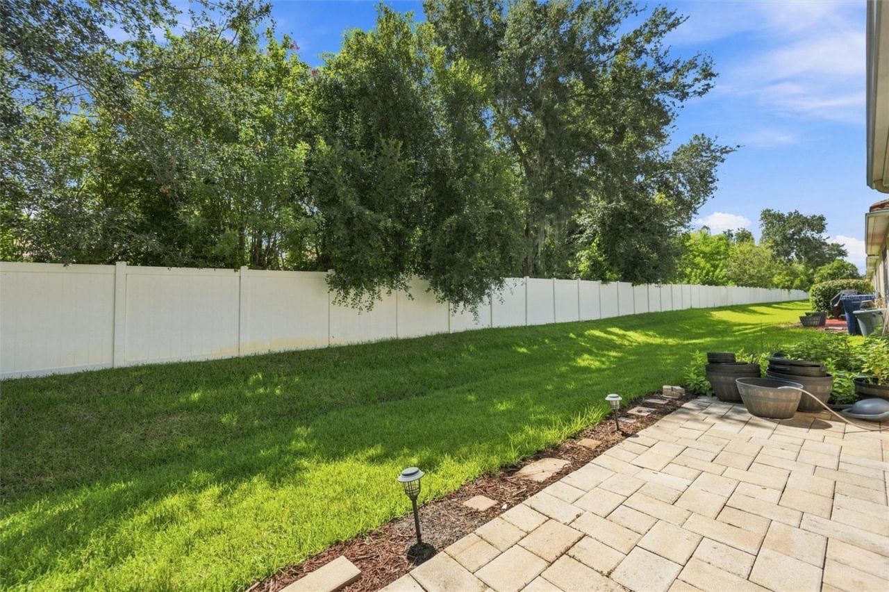 7707 33rd Street E, Sarasota, FL 34243 Photo