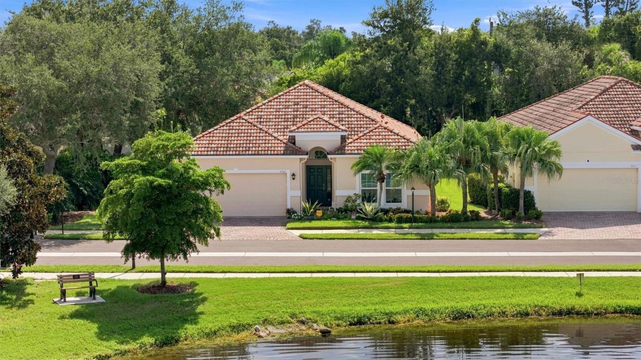 7707 33rd Street E, Sarasota, FL 34243 Photo