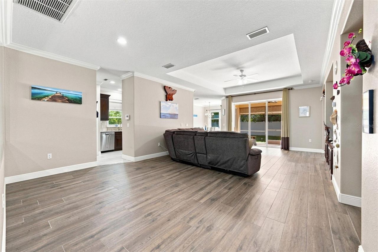 7707 33rd Street E, Sarasota, FL 34243 Photo