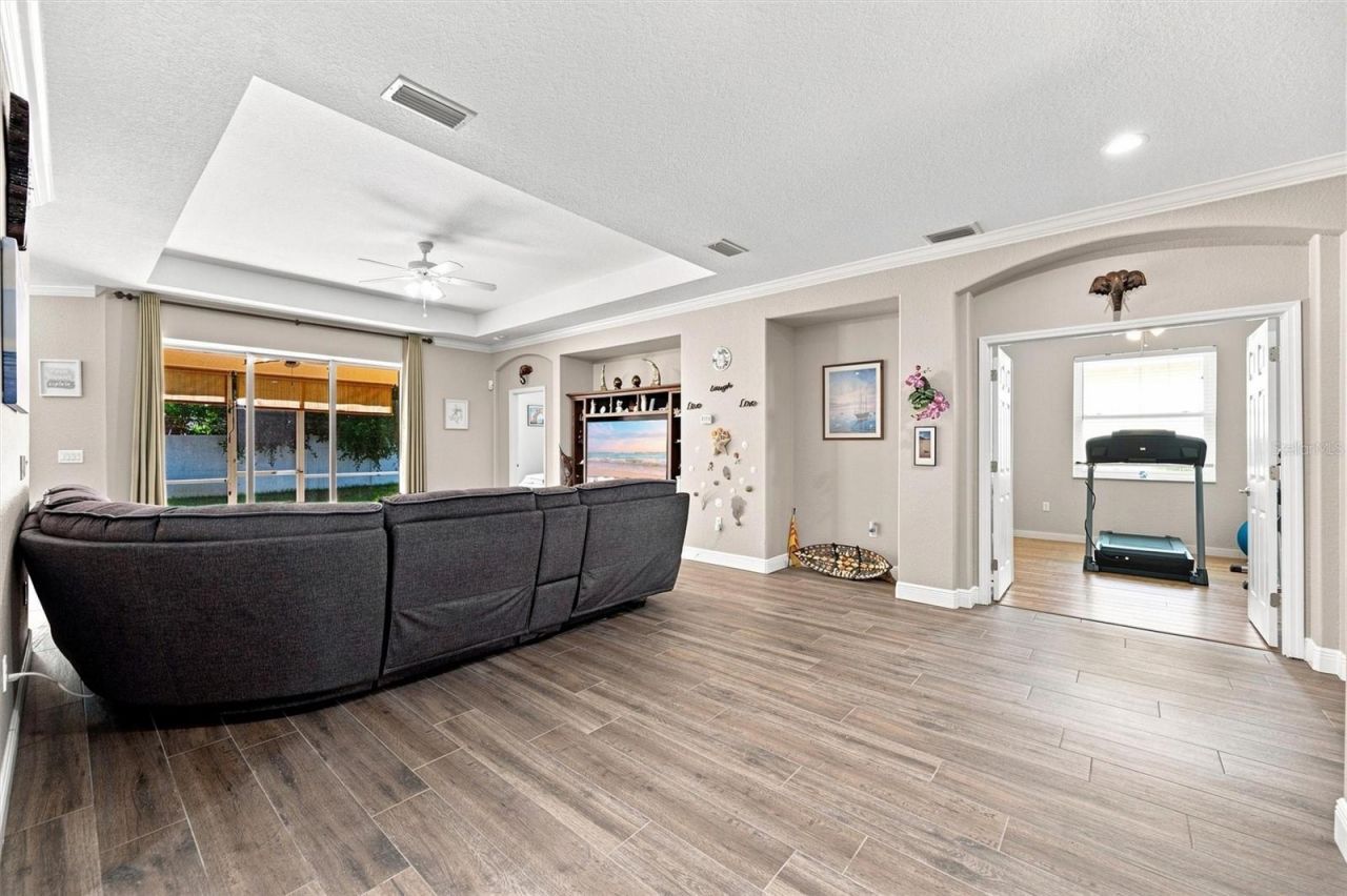 7707 33rd Street E, Sarasota, FL 34243 Photo