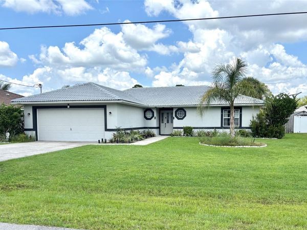 12 PRINCESS KIM LANE , PALM COAST, FL 32164