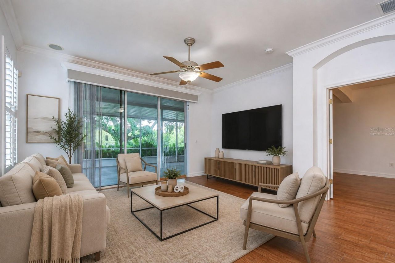 6026 Sandhill Ridge Drive, Lithia, FL 33547 Photo