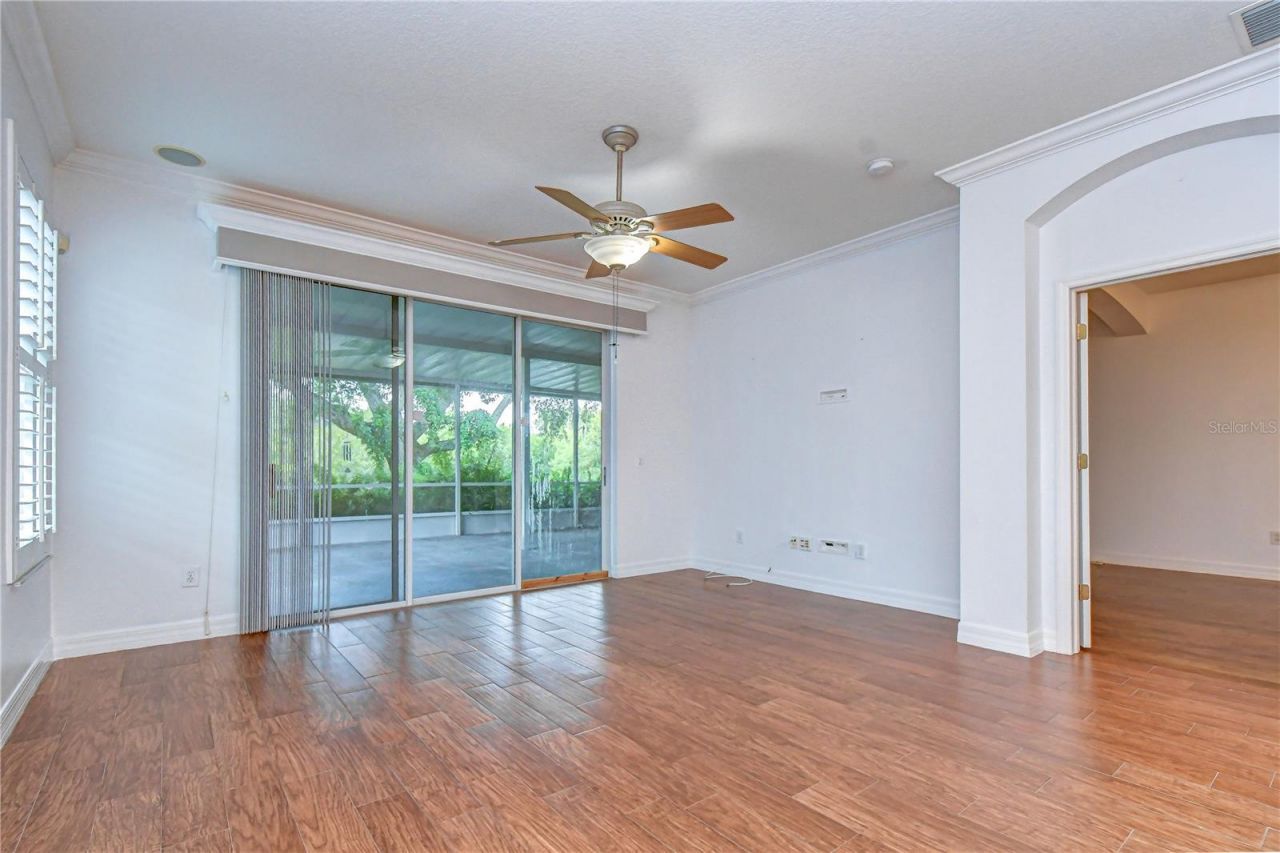 6026 Sandhill Ridge Drive, Lithia, FL 33547 Photo
