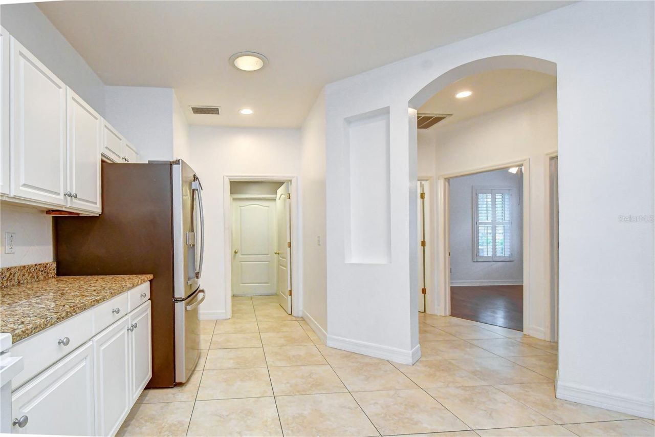 6026 Sandhill Ridge Drive, Lithia, FL 33547 Photo