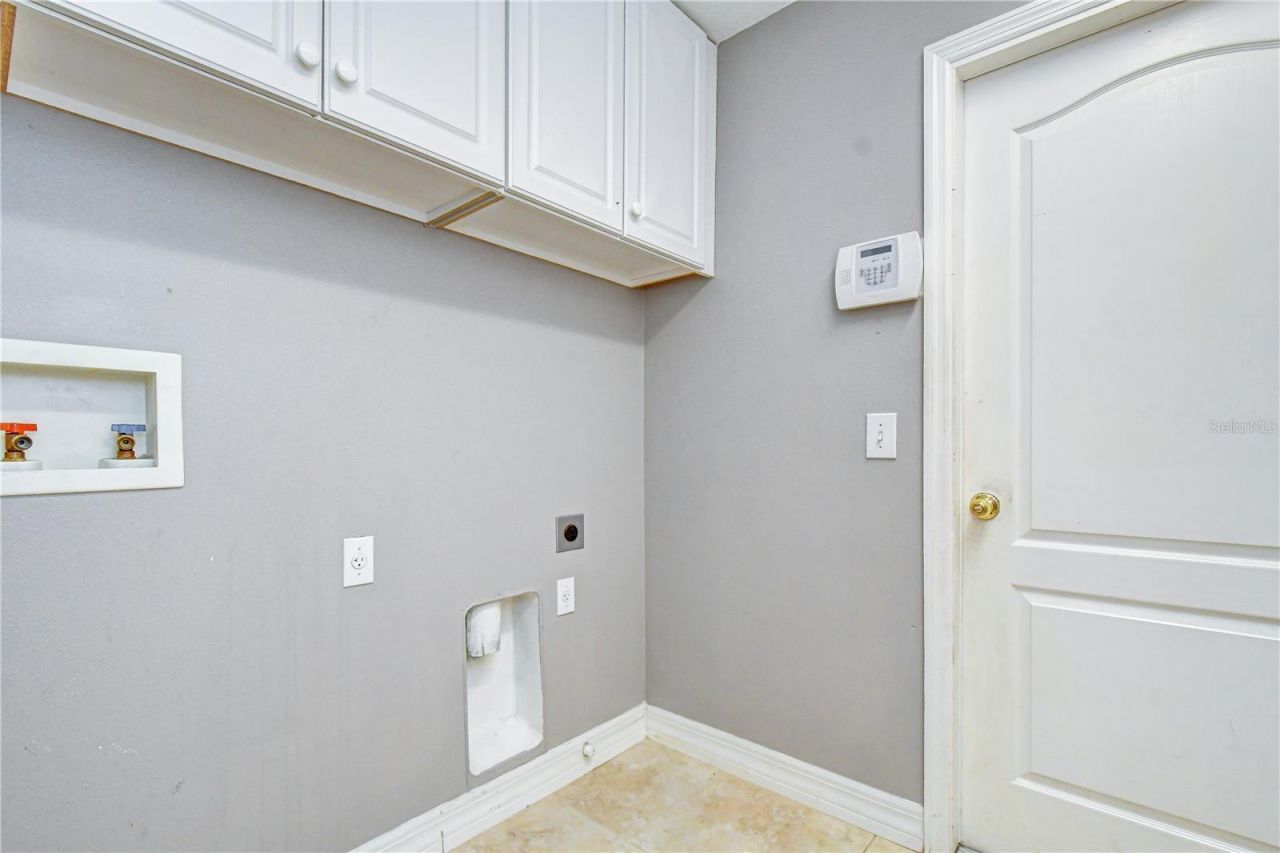 6026 Sandhill Ridge Drive, Lithia, FL 33547 Photo
