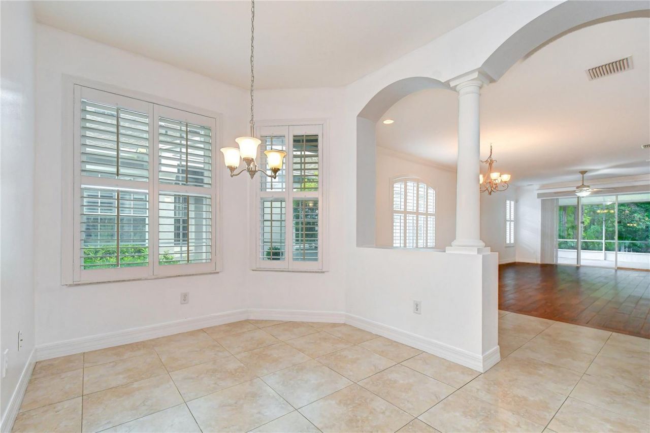 6026 Sandhill Ridge Drive, Lithia, FL 33547 Photo