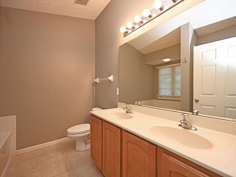 7207 Ivy Way, Newtown, OH 45244 Photo 30