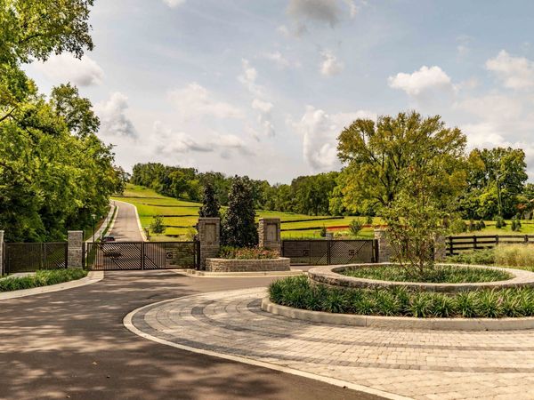 513 Cielo Dr , Unit 2, Brentwood, TN 37027