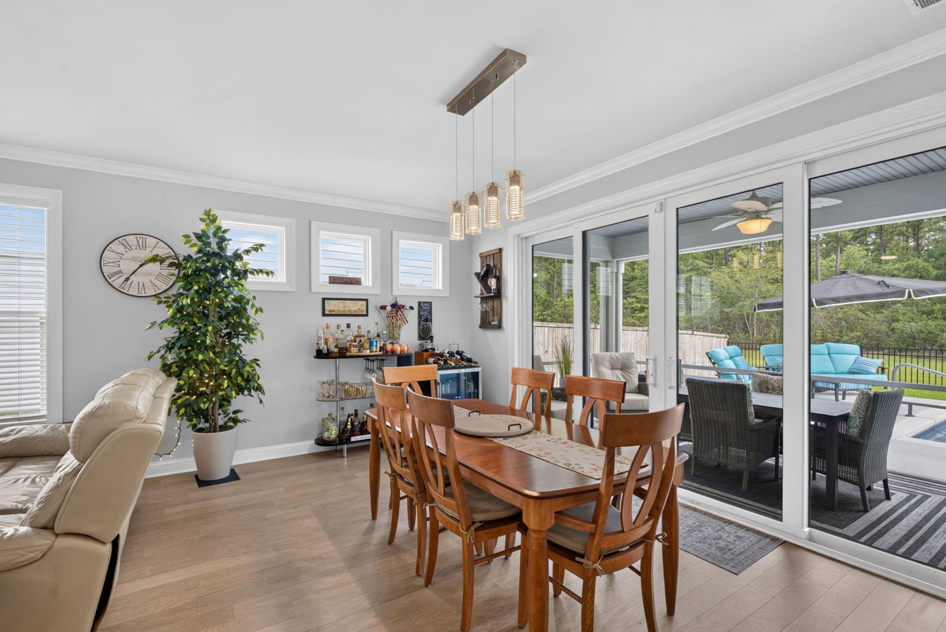 216 Shortmarsh Street Photo 12