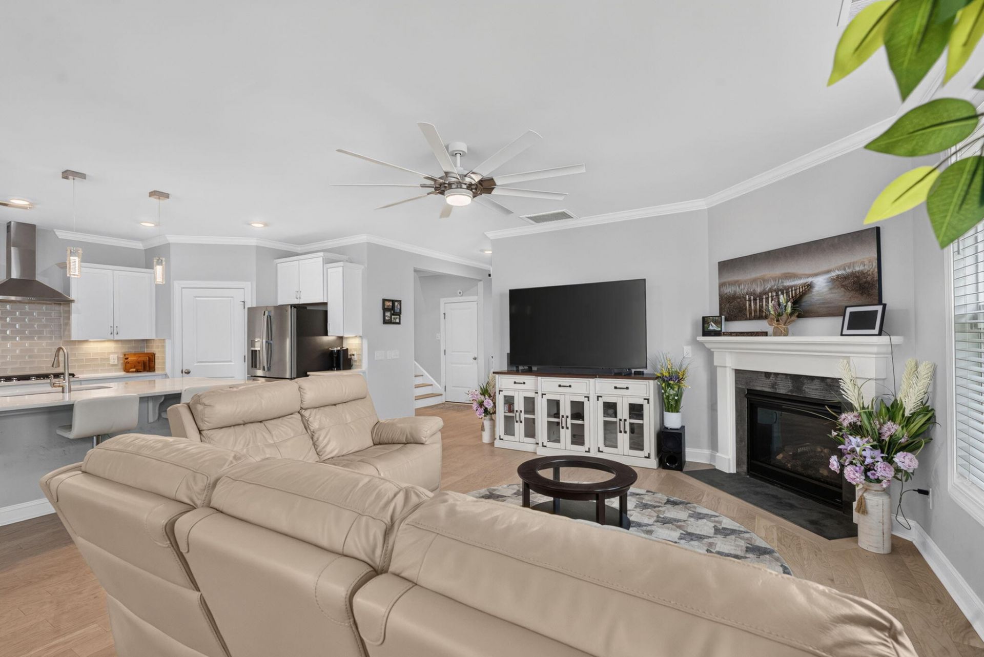 216 Shortmarsh Street Photo 15