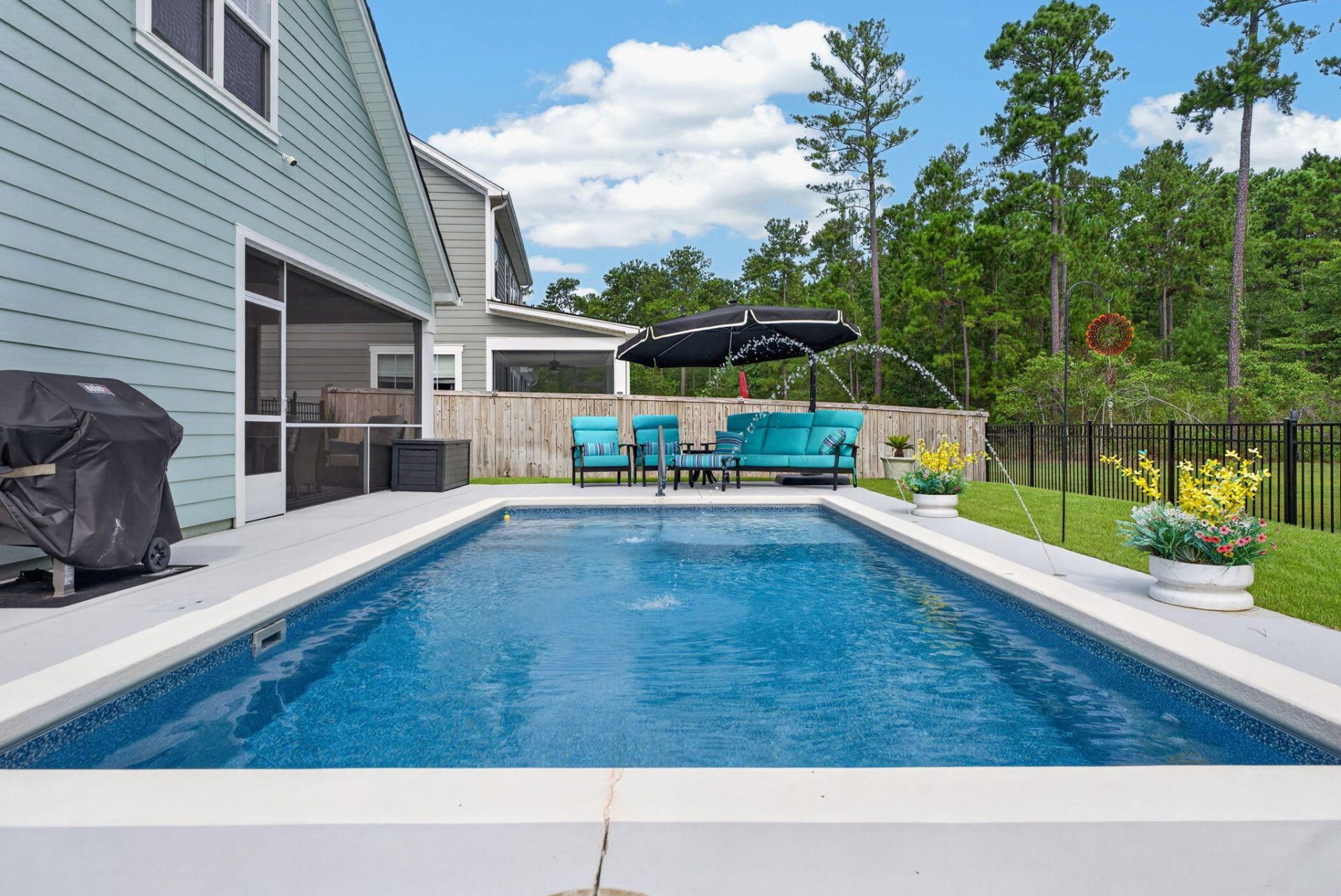 216 Shortmarsh Street Photo 35