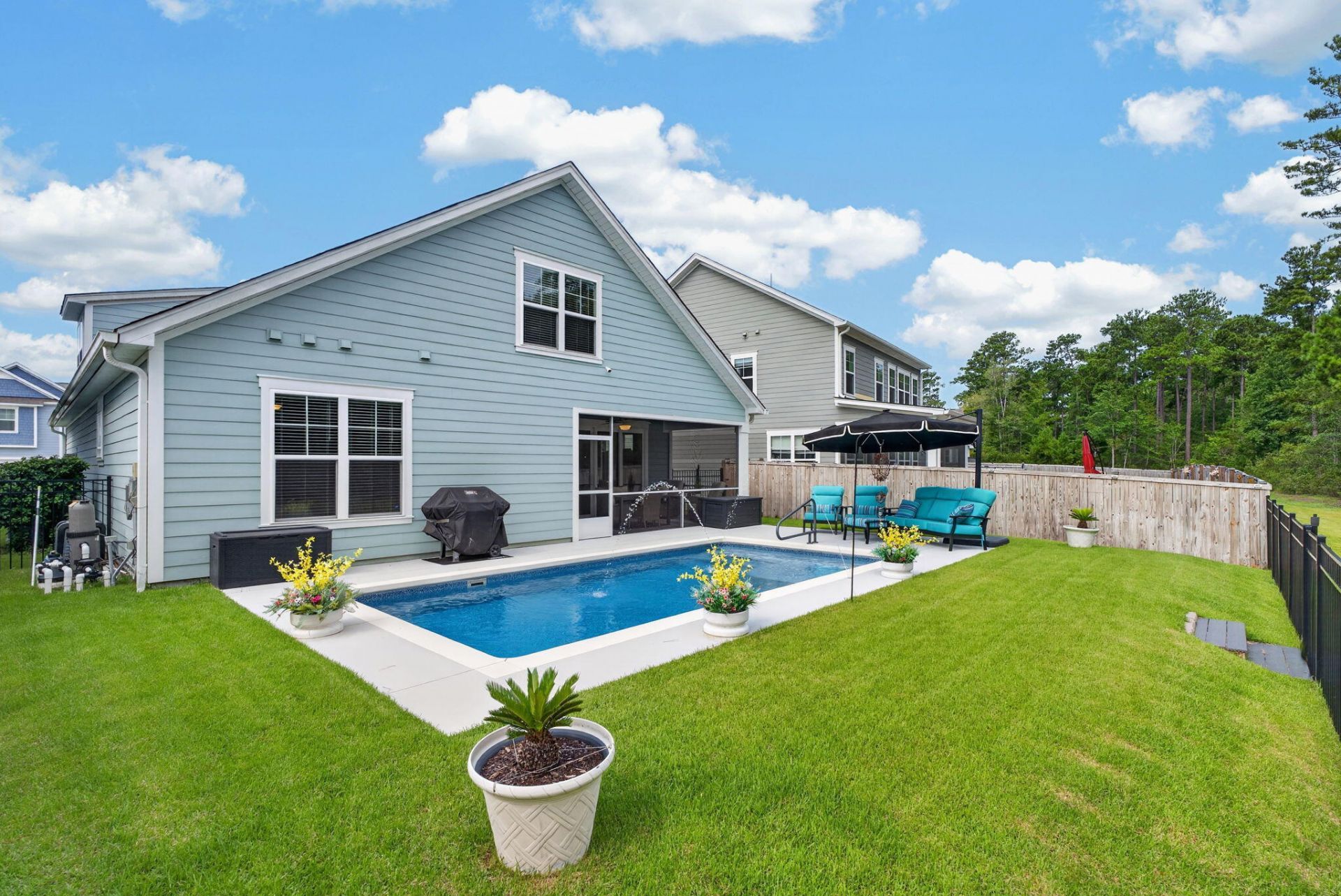 216 Shortmarsh Street Photo 36