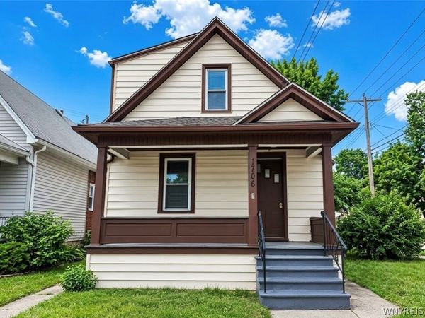 1706 Niagara Street , Niagara Falls, NY 14303
