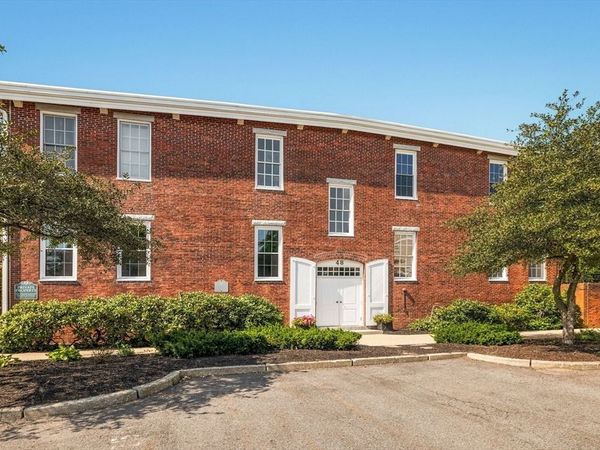 48 Kent Street, Unit 5, Newburyport, MA 01950