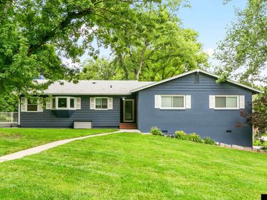 2135 Mullen Road, Omaha, NE 68124