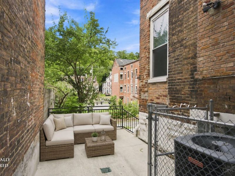 2281 Loth Street, Cincinnati, OH 45219 Photo 25