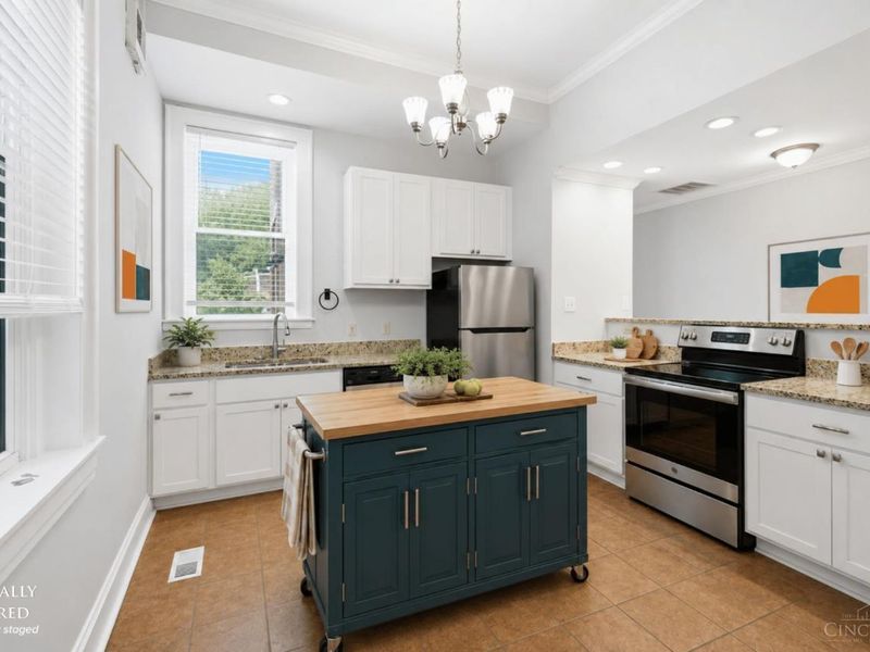 2281 Loth Street, Cincinnati, OH 45219 Photo 7