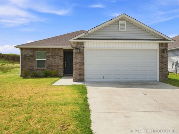 11526 S 235th East Avenue , Broken Arrow, OK 74014