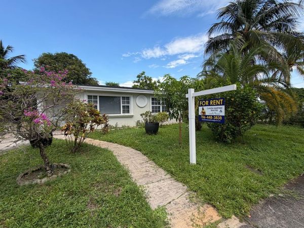 1302 S H Street, Lake Worth Beach, FL 33460