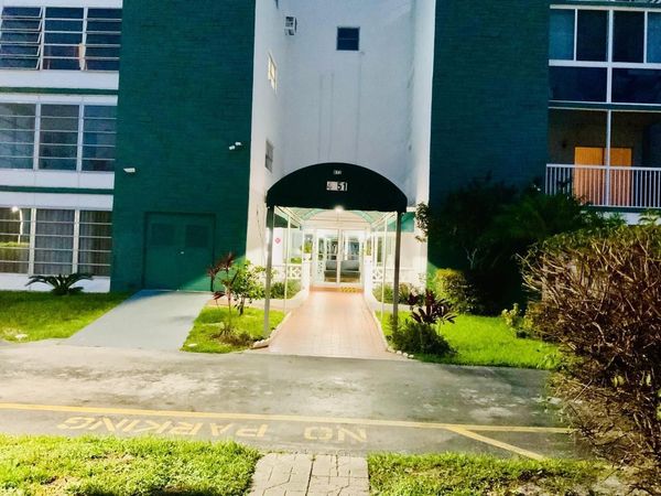 4751 NW 21ST Street, Unit 116, Lauderhill, FL 33313