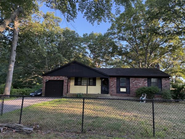 44 Plum Street , Central Islip, NY 11722