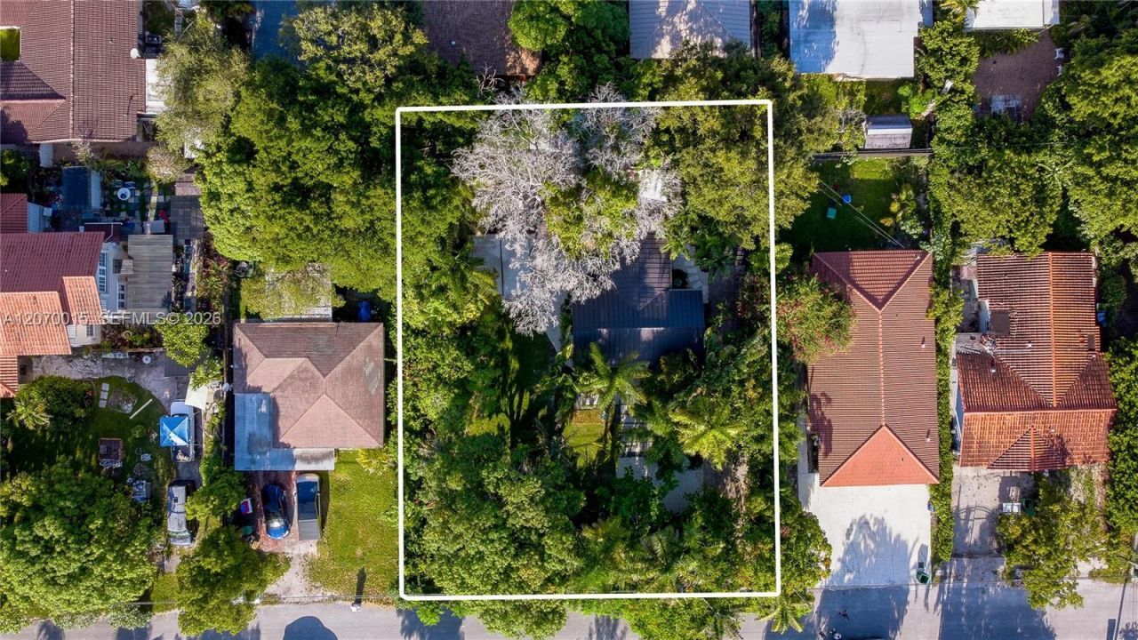 10901 NE 3rd Ave , Miami, FL 33161 Photo