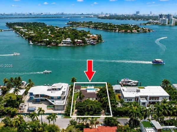 205 N Hibiscus Dr , Miami Beach, FL 33139