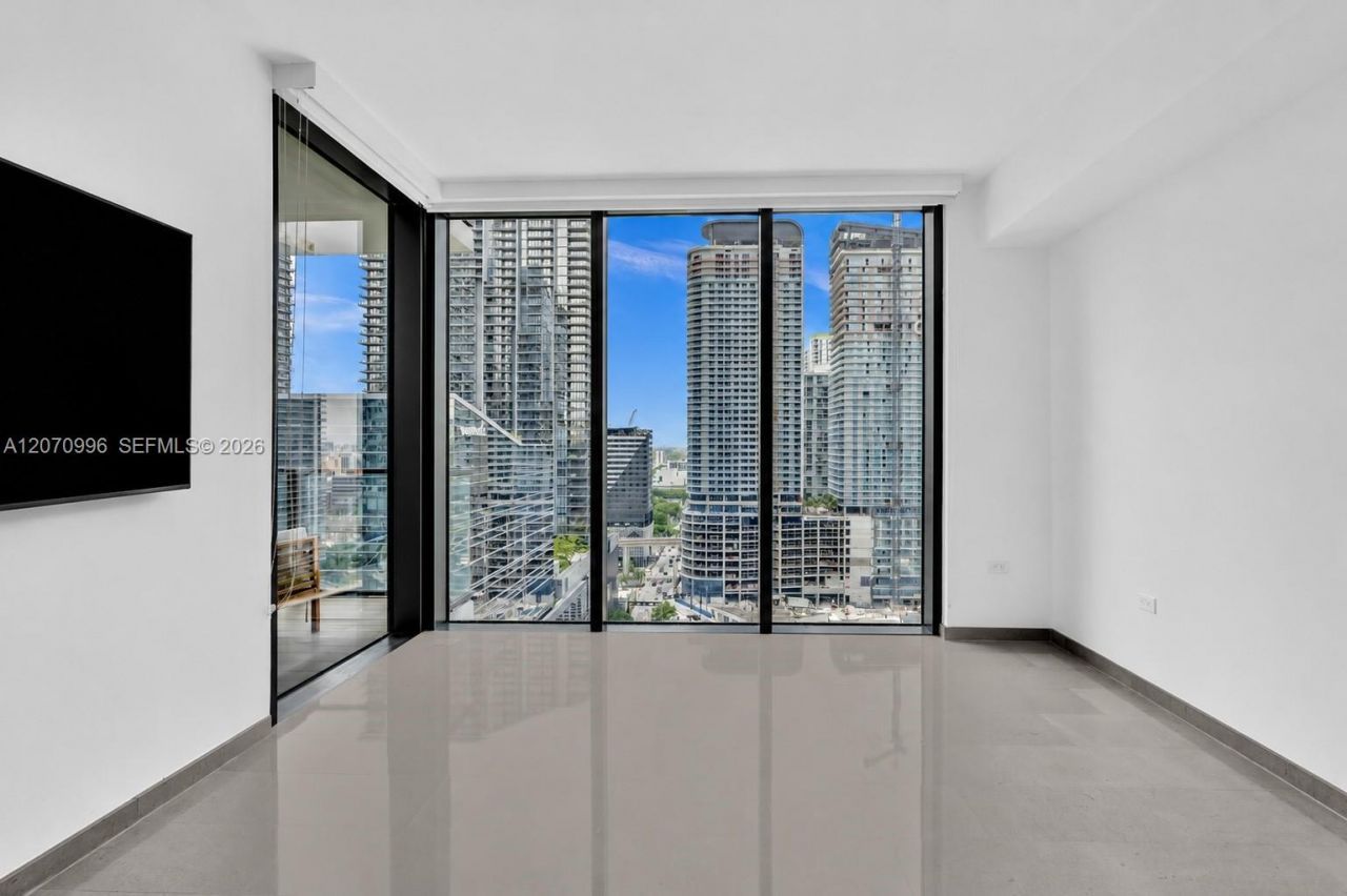68 SE 6th St, Unit 1702, Miami, FL 33131 Photo