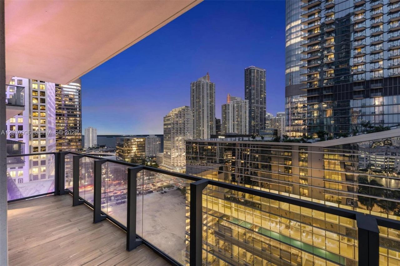 68 SE 6th St, Unit 1702, Miami, FL 33131 Photo