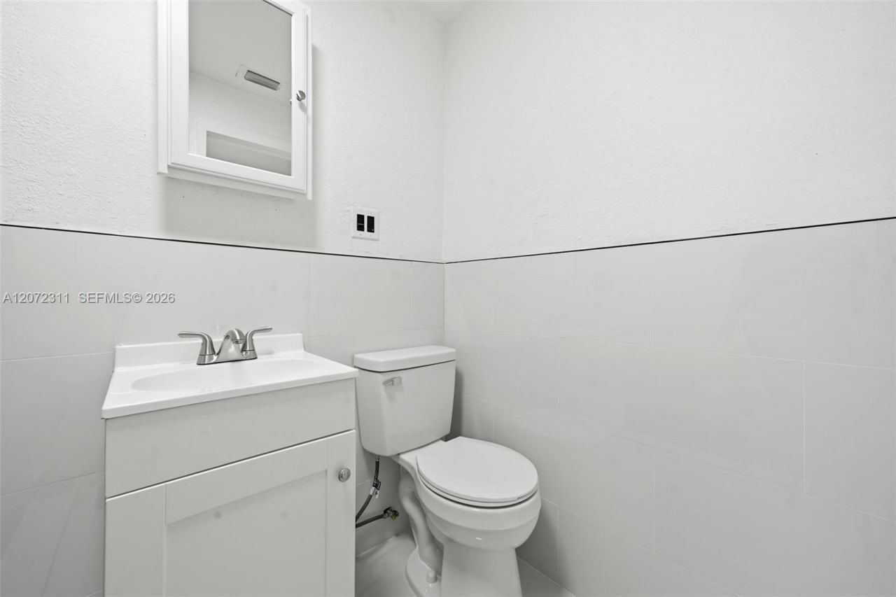399 NW 98th St , Unit 399, Miami, FL 33150 Photo