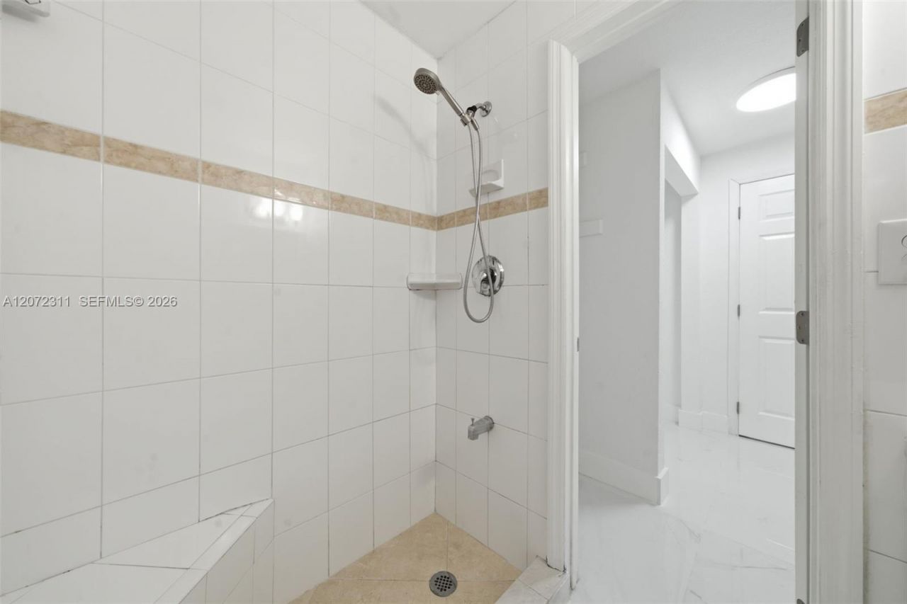 399 NW 98th St , Unit 399, Miami, FL 33150 Photo