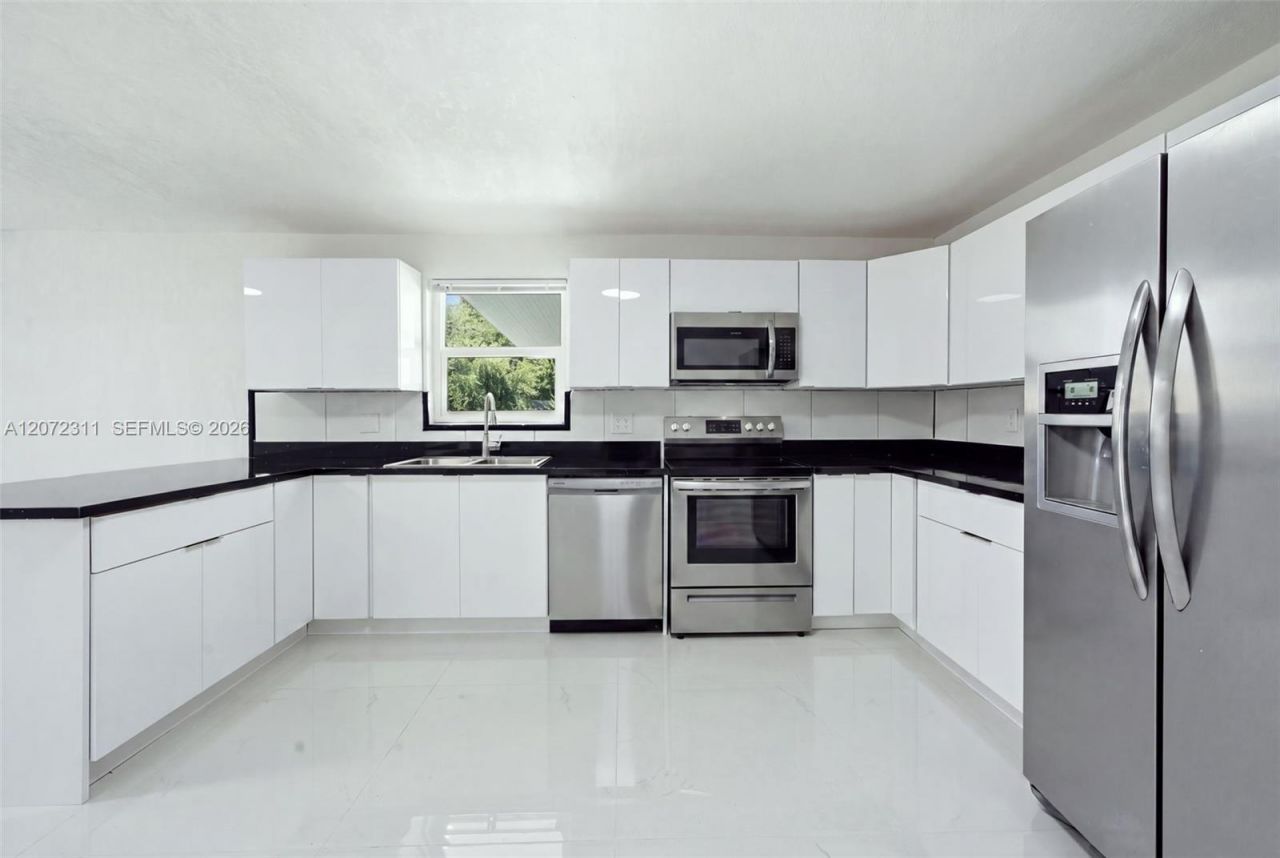 399 NW 98th St , Unit 399, Miami, FL 33150 Photo