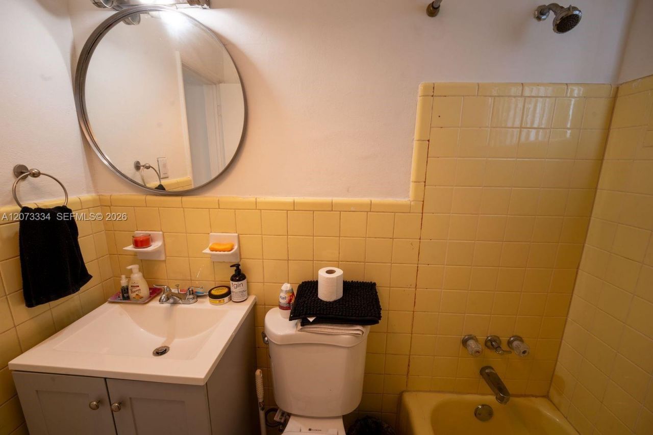 11600 NE 6th Ave , Biscayne Park, FL 33161 Photo