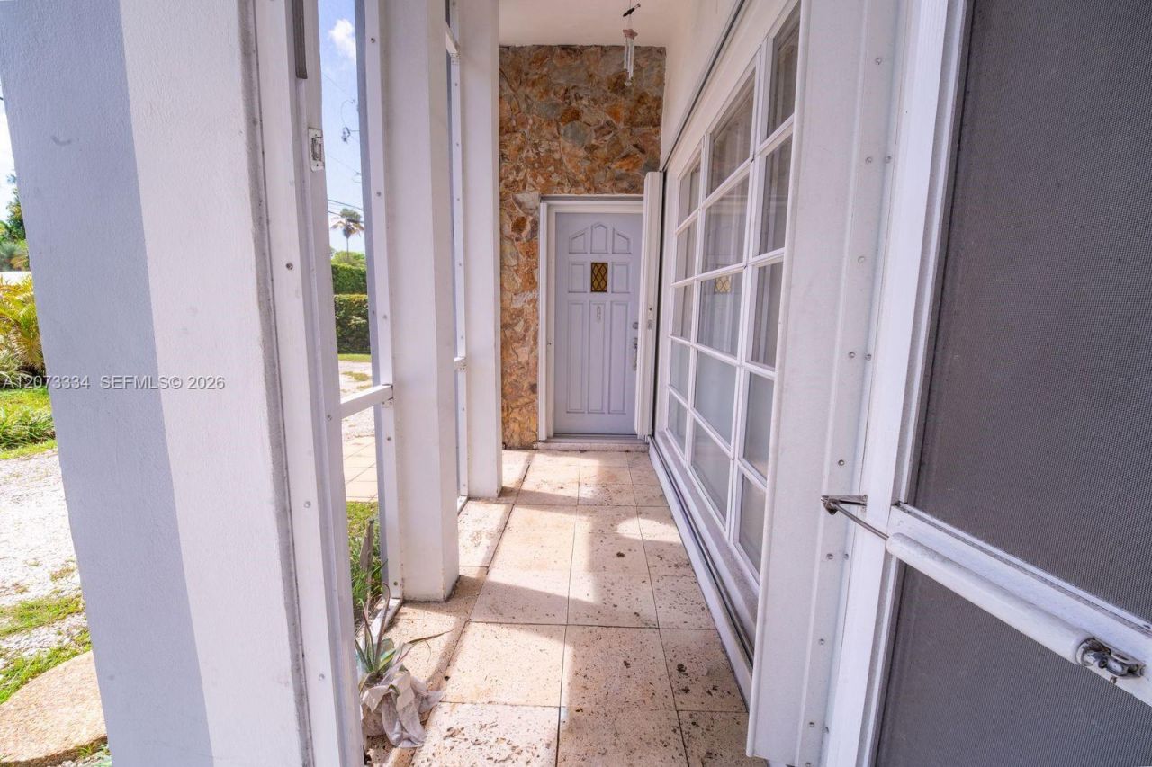11600 NE 6th Ave , Biscayne Park, FL 33161 Photo