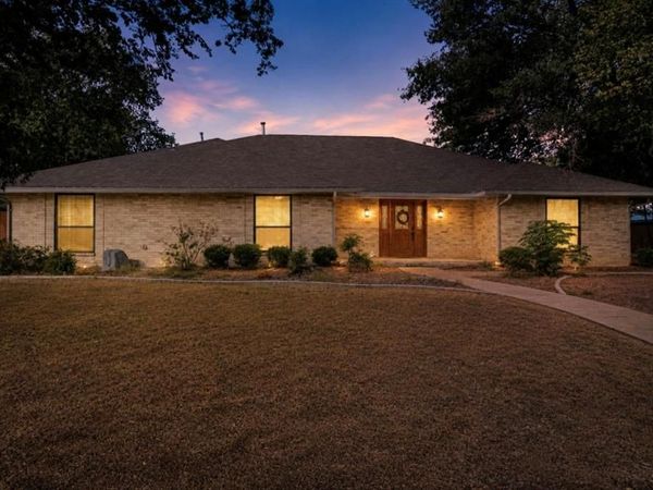 980 N Lydia Street, Stephenville, TX 76401