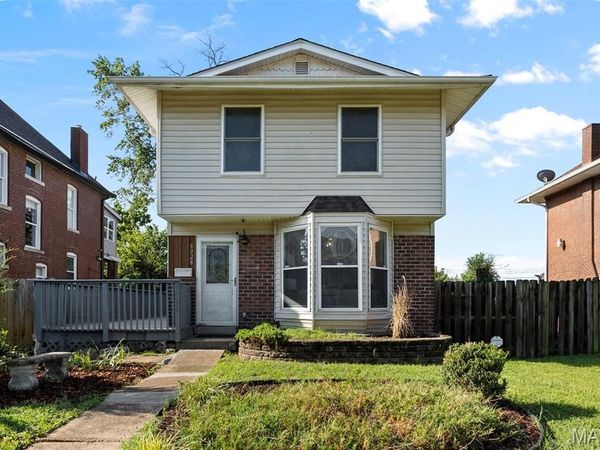6028 Clemens Avenue , St Louis, MO 63112