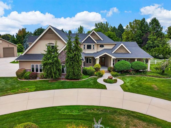 2684 W Champagne Drive, Eagle, ID 83616