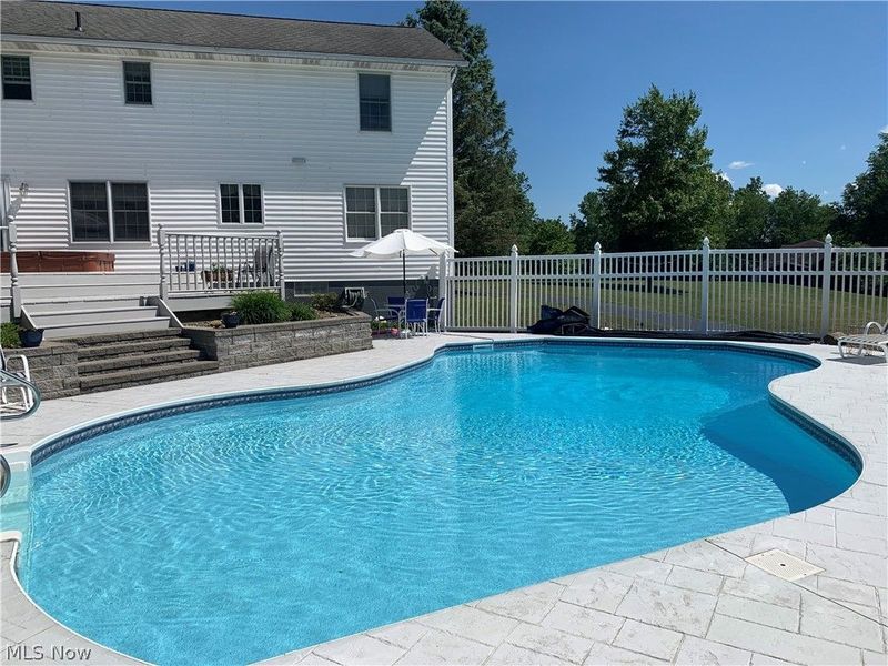 1415 Lake Center Street NW, Uniontown, OH 44685 Photo 24