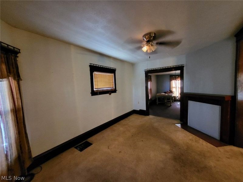261 Harrison Street , Elyria, OH 44035 Photo 5