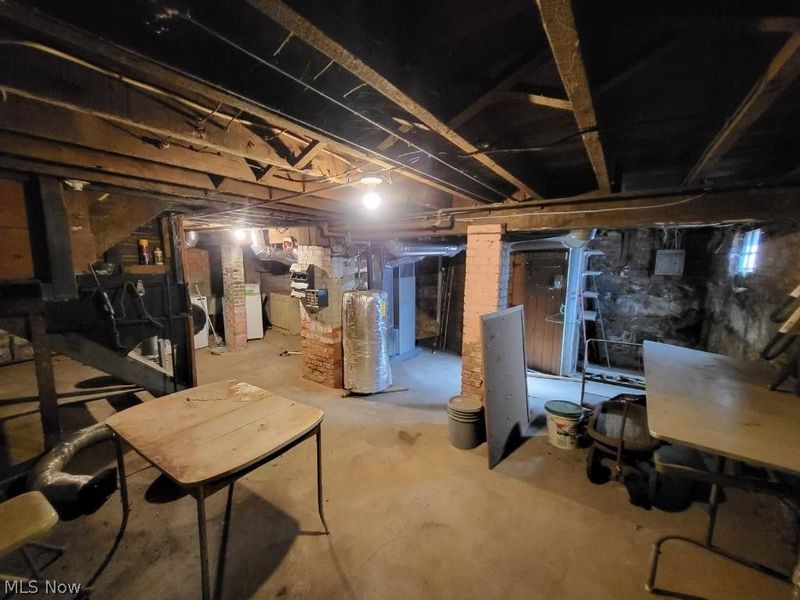 261 Harrison Street , Elyria, OH 44035 Photo 8