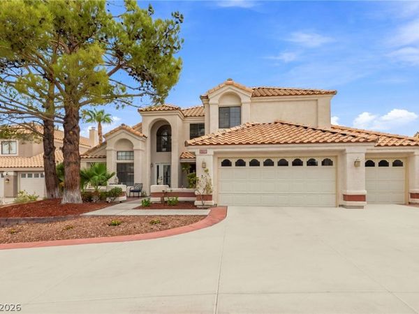2638 Douglas Circle, Henderson, NV 89074