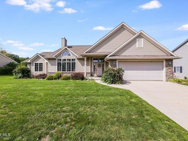 709 Parkside Drive, Wauseon, OH 43567