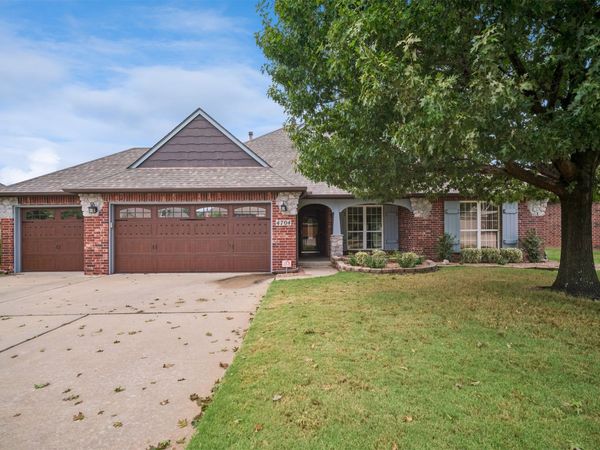 4704 N Poplar Avenue , Broken Arrow, OK 74012