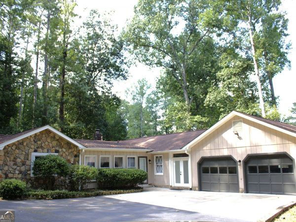 2996 Jodeco Drive, Jonesboro, GA 30236