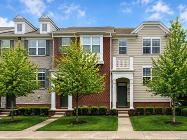 27974 Middleton Drive , Novi, Mi 48377