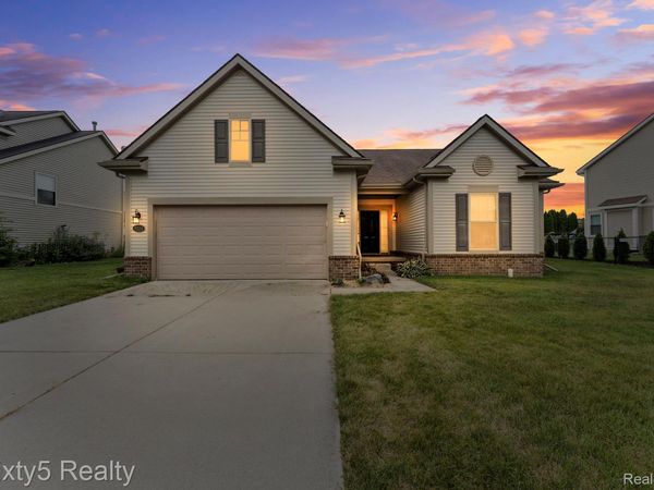 9224 Apple Cider Lane, Berlin Township, Mi 48166
