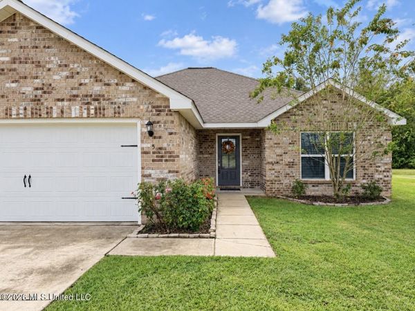5 Elk Court, Picayune, MS 39466